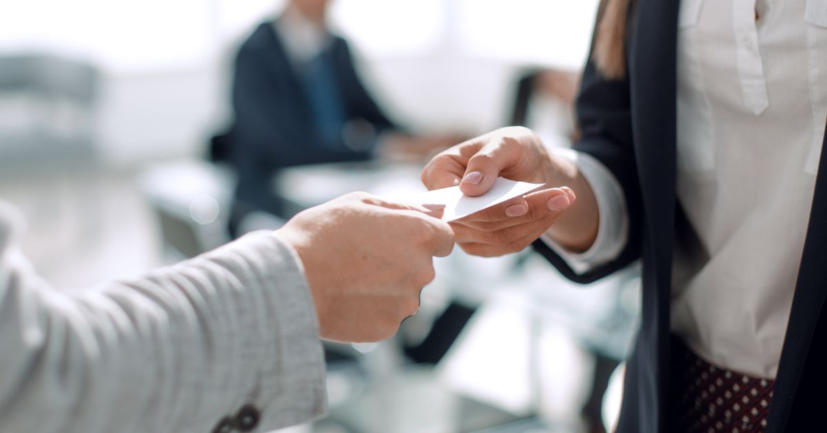 Importance of Business Card | Print Vibe
